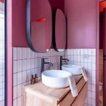 New - Luxury Parisian Flat - 4p Appartamento Parigi